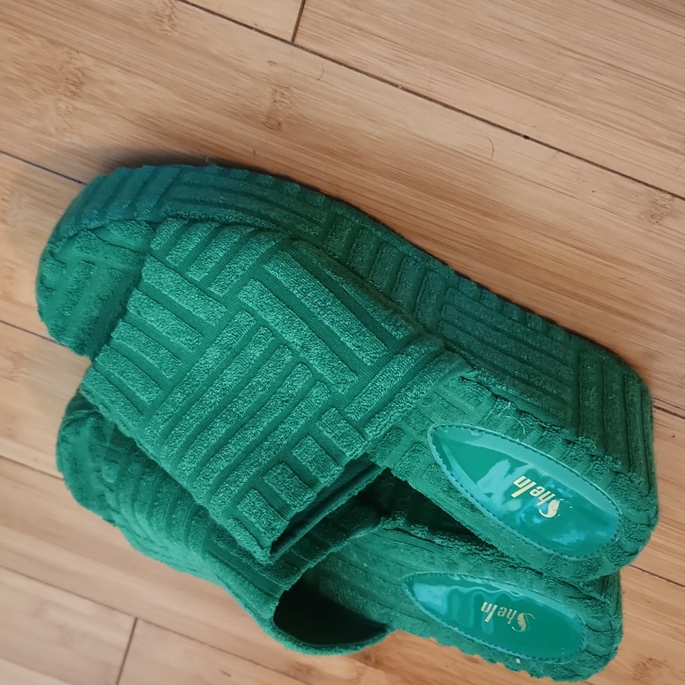 Shoes - Picture 3 of 5